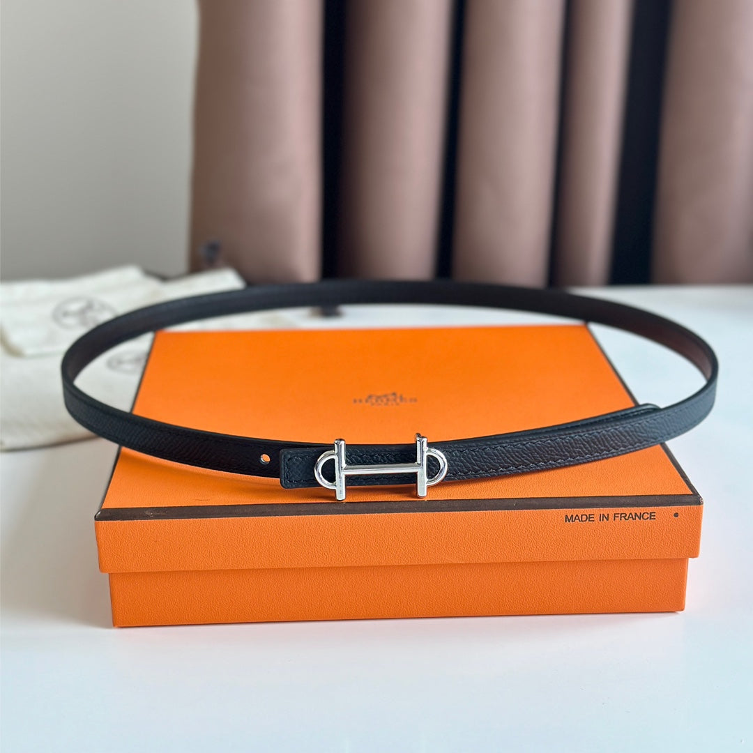 HM GAMMA BUCKLE & REVERSIBLE BLACK LEATHER STRAP 13MM SILVER HARDWARE