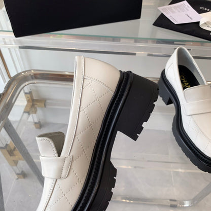 moccasins white black quilted calfskin