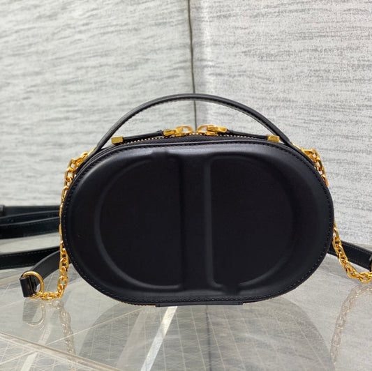 CD Oval camera bag 18 black cowhide leather
