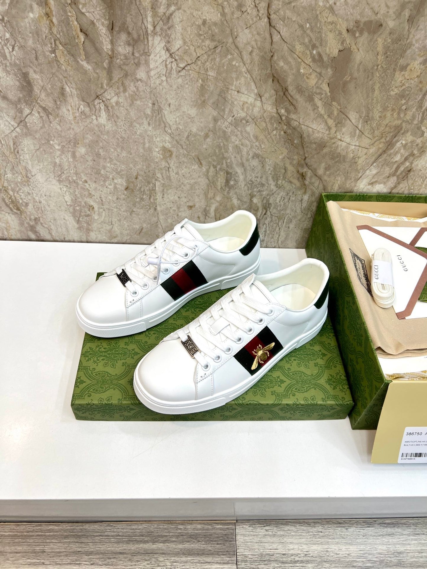 GG Men's ACE Sneaker White Cowhide 525964