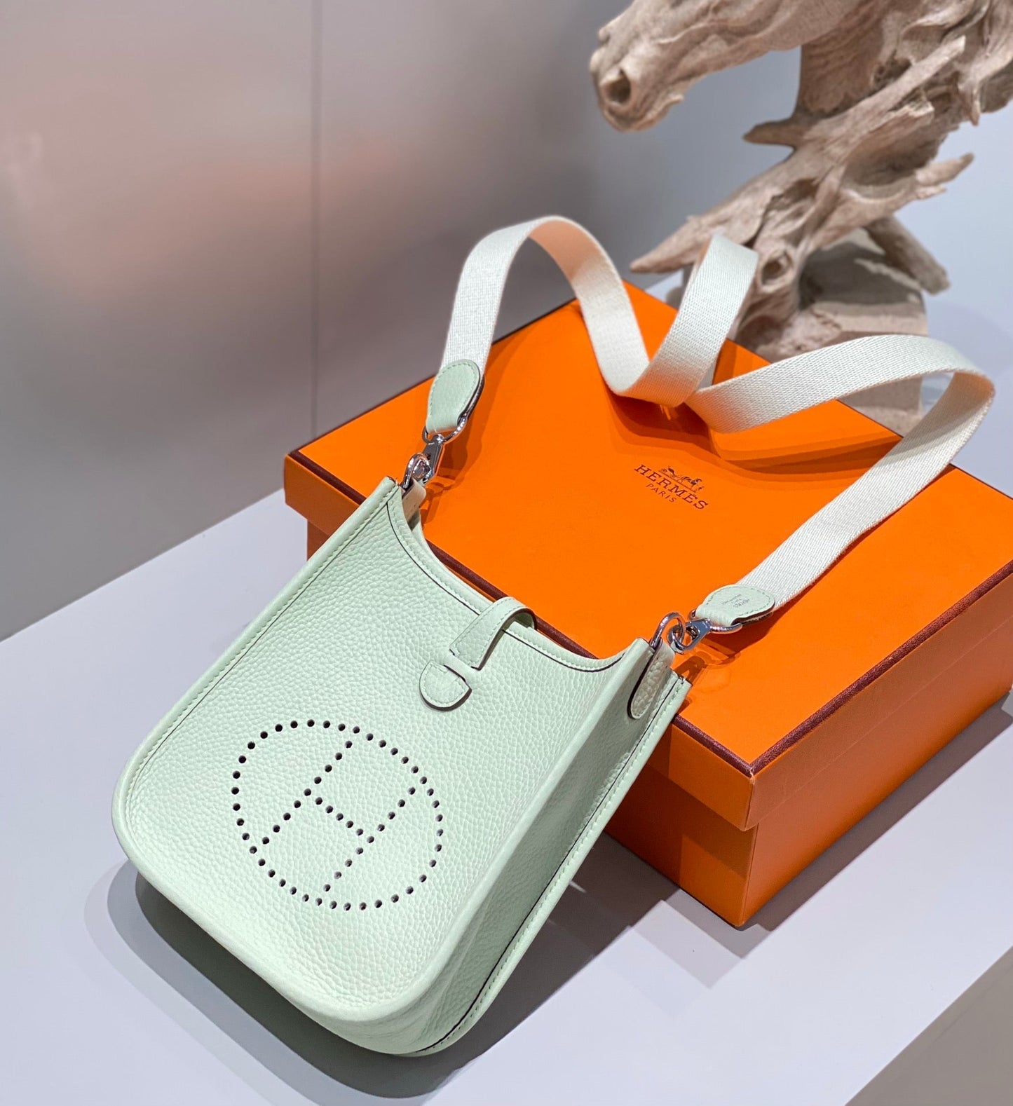 Mini Evelyne 18cm Light Green Togo Shw