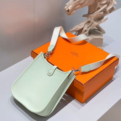 Mini Evelyne 18cm Light Green Togo Shw