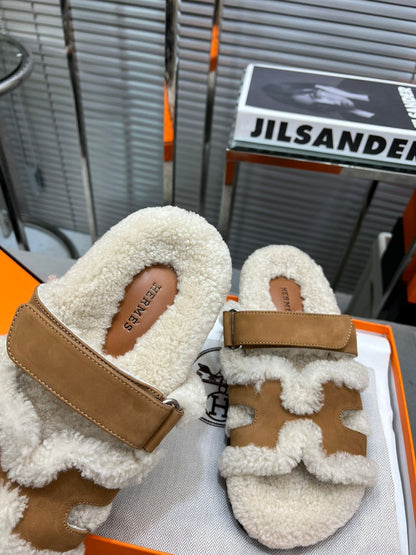 HM Chypre Sandal In Vintage Brown Suede And Fleece Lining 953823