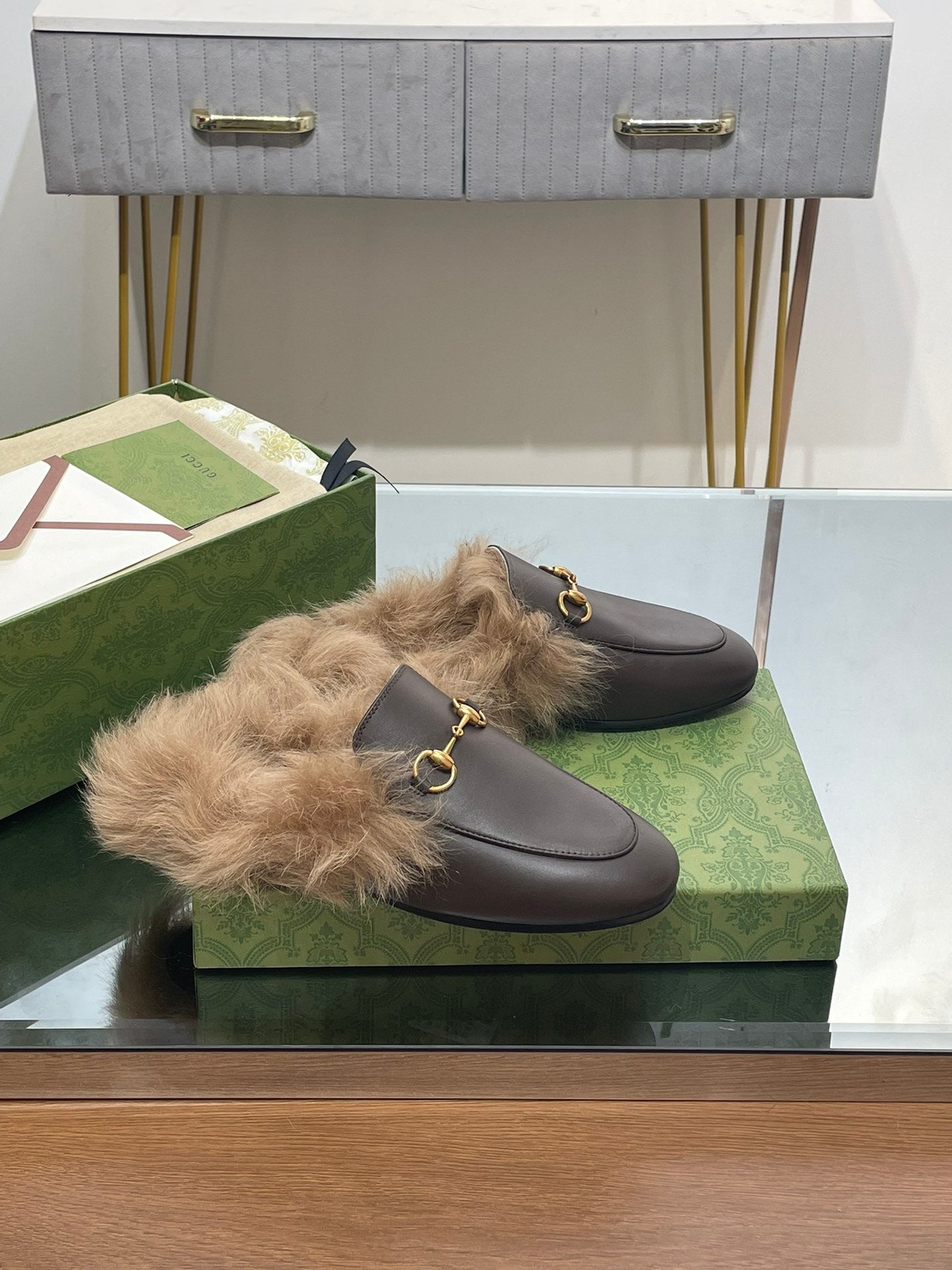 HORSEBIT MULE IN MOCHA BROWN CALFSKIN AND LAMB WOOL LINING