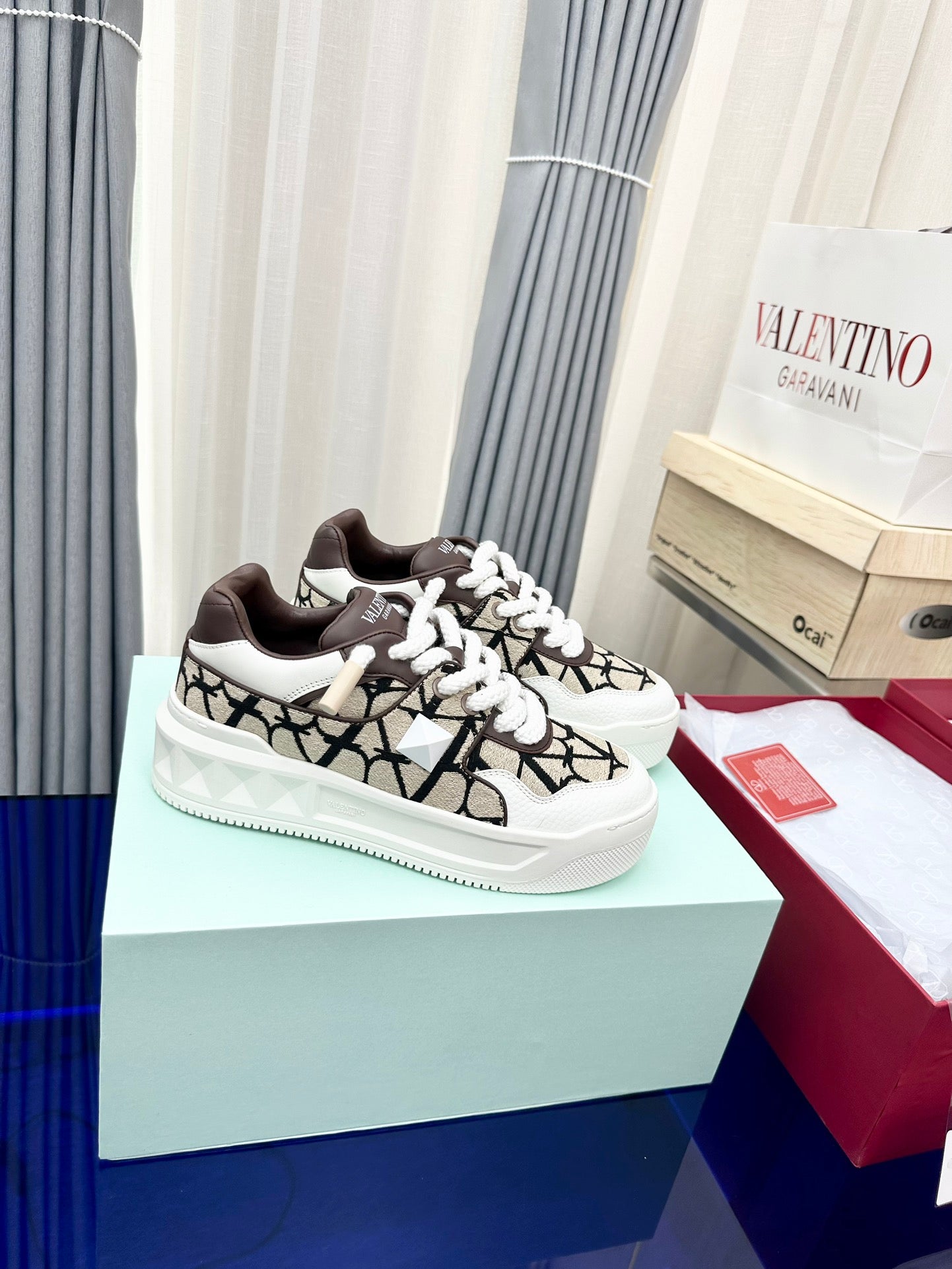 One Stud Xl Low-Top Sneaker Beige Black Nappa Leather And Toile Iconographe Fabric