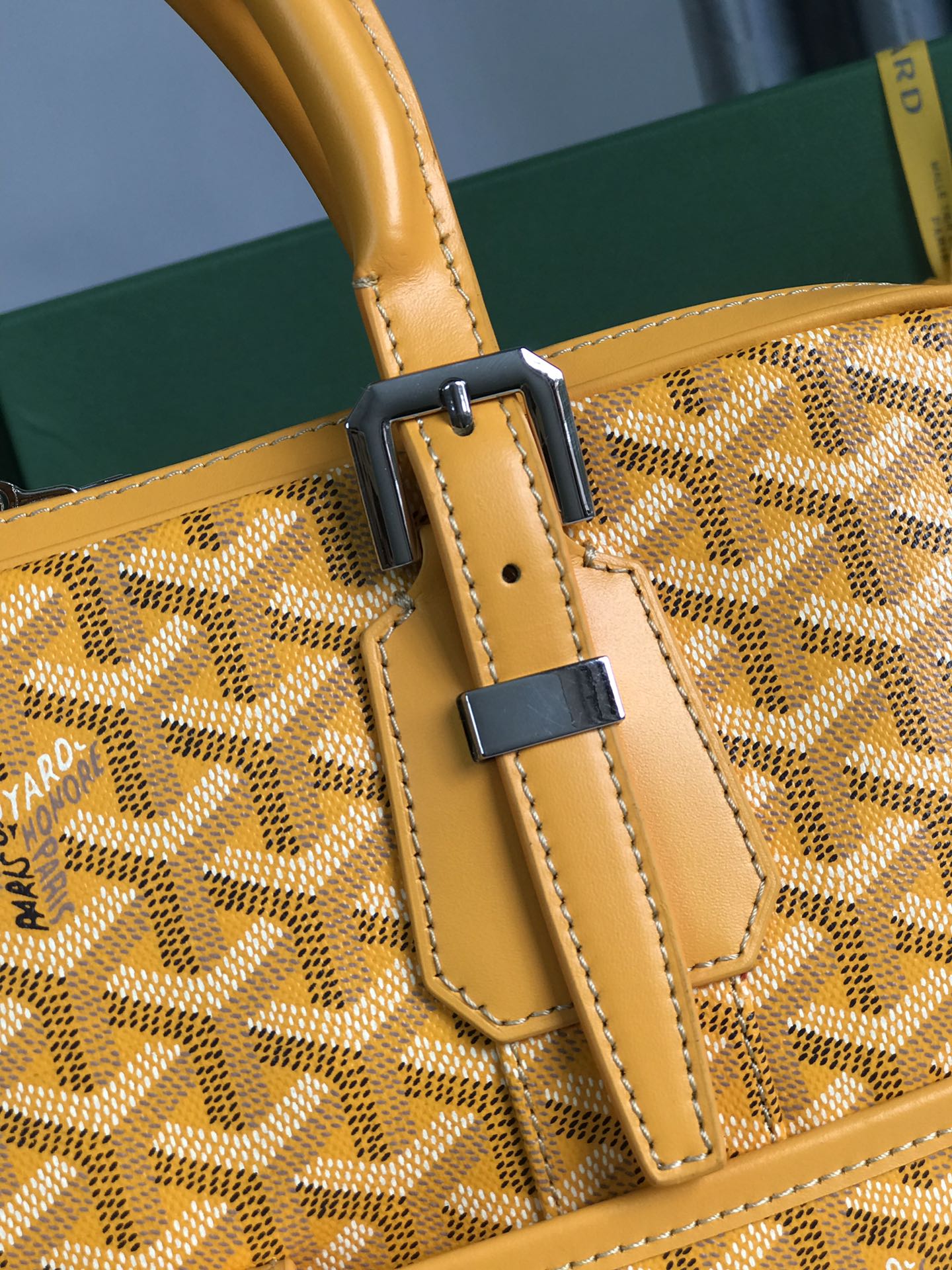 AMBASSADE DOCUMENT CASE 35 IN YELLOW GOYARDINE CANVAS