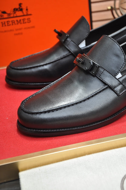 HM Men's Destin Loafer Black Cowhide 668421