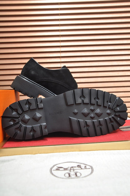 HM MONK STRAP BLACK SUEDE