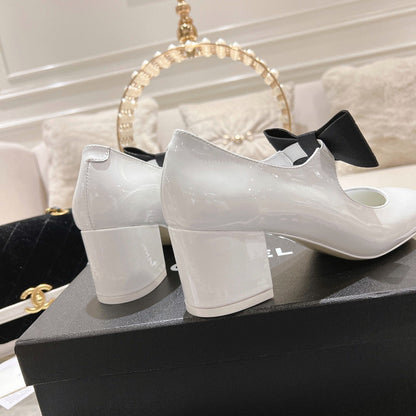 CC High Mary Janes 55mm White With Black Bow Glossy Calfskin 943288