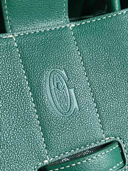 SAIGON SOUPLE BAG 34 IN GREEN GOYARDINE CANVAS AND CALFSKIN