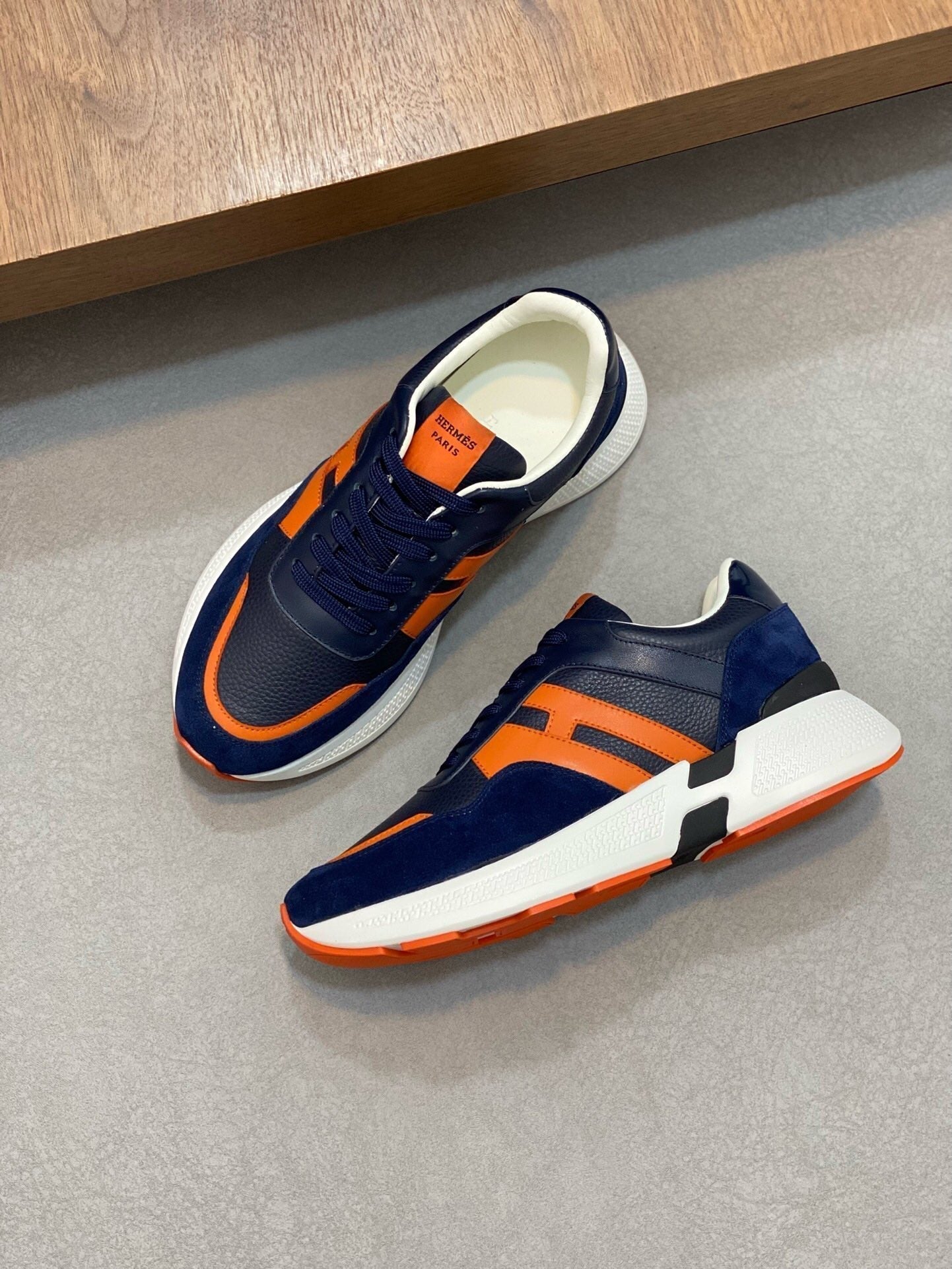 HM HOGAN SNEAKER NAVY CALFSKIN AND SUEDE