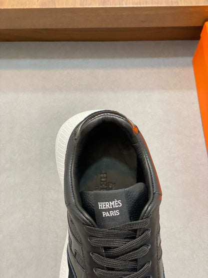 HM HOGAN SNEAKER BLACK CALFSKIN AND SUEDE