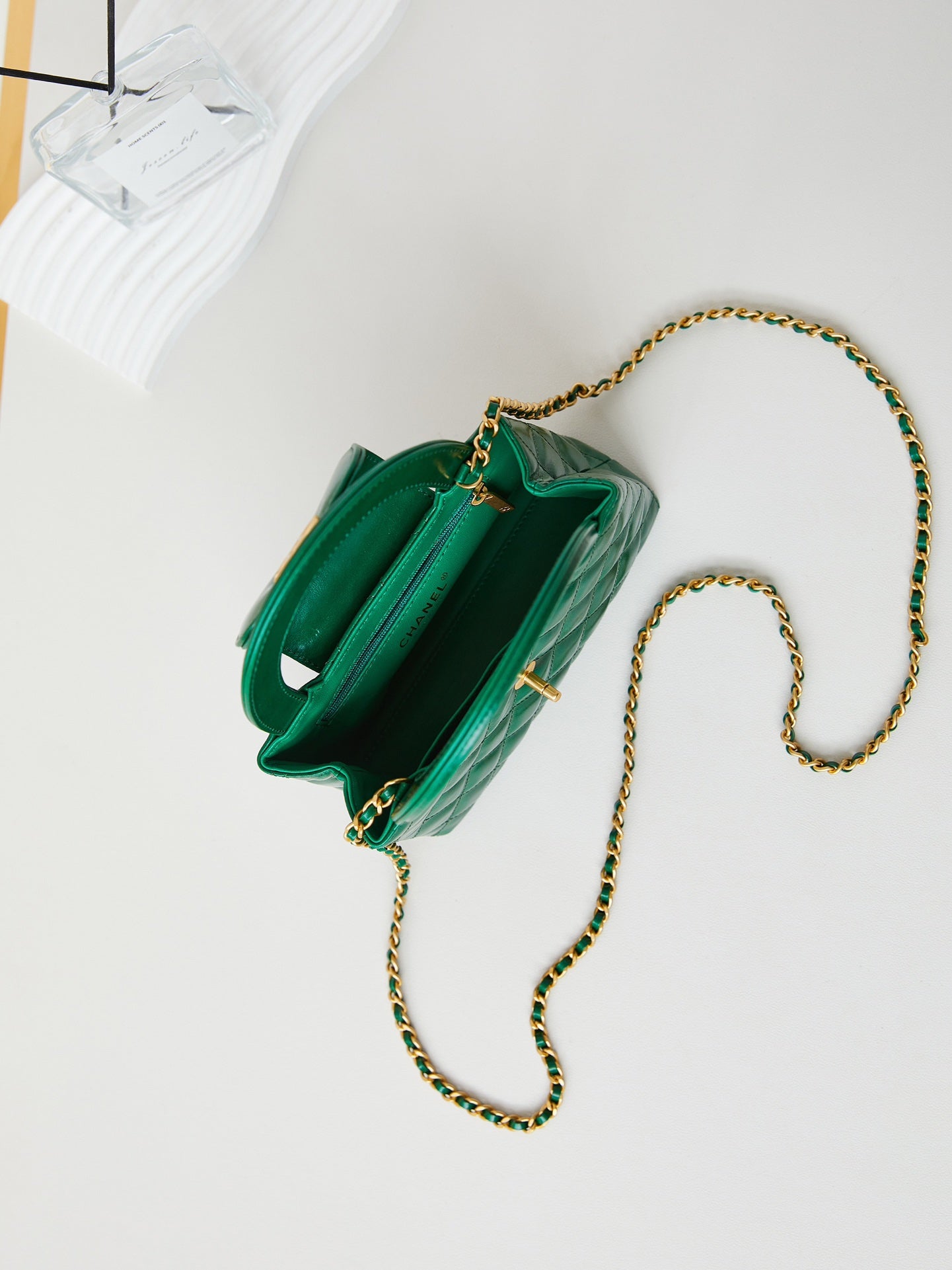 cc 24a nano 19cm kelly shopper bag green lambskin