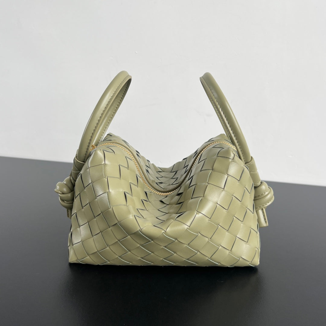 BV Loop Top Handle 19cm Green Beige Lambskin