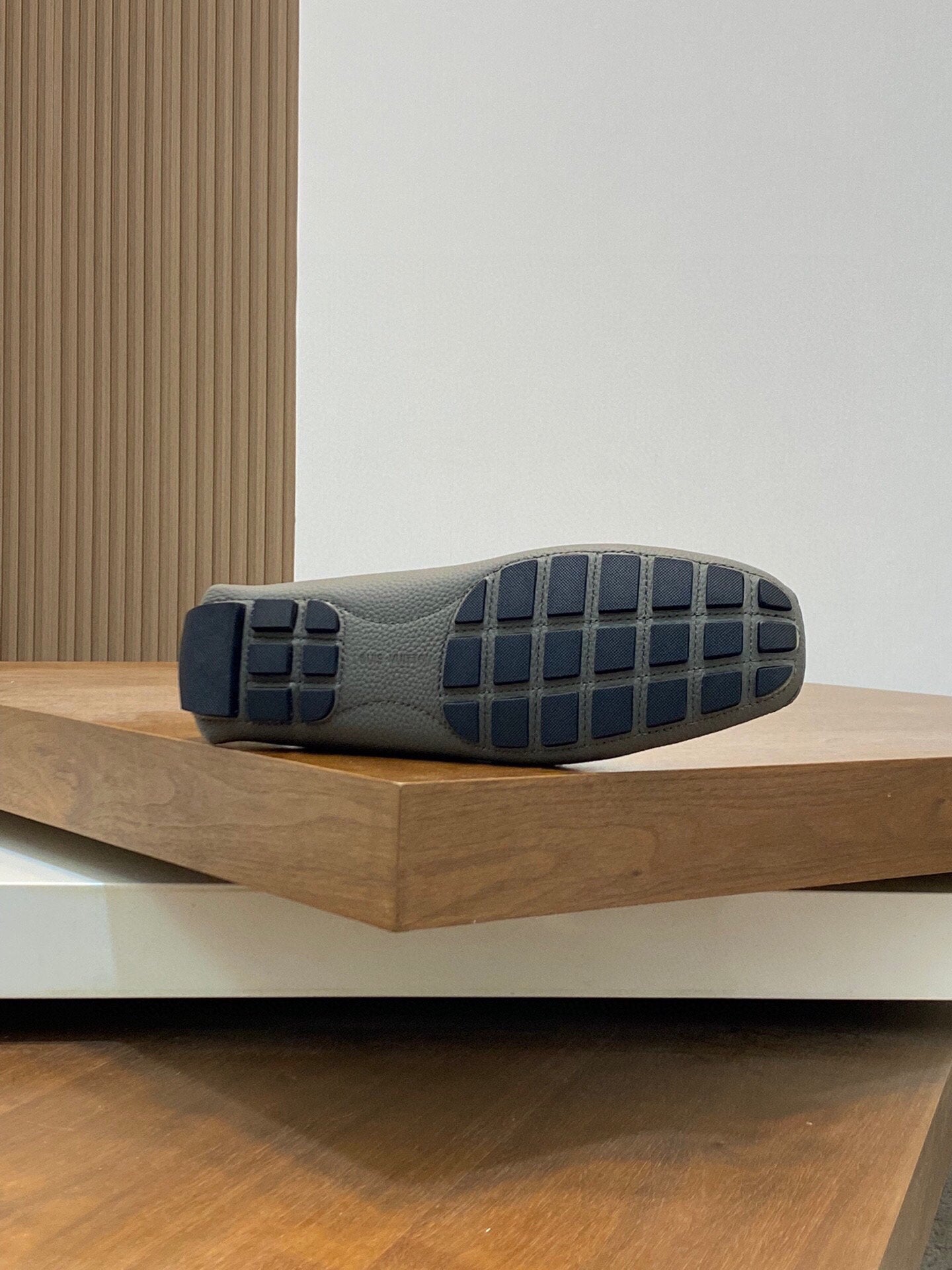 LV LOAFER IN SARDINE GREY WRINKLE CALFSKIN WITH SILVER LOGO
