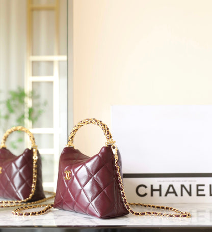 24B Cluth With Chain Burgundy Lambskin Gold Hardware