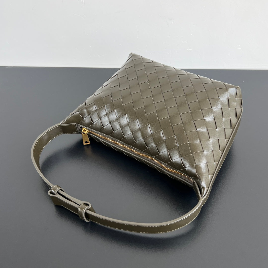 WALLACE 22 BAG KHAKI CALFSKIN