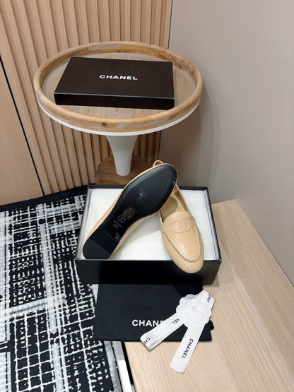 CC Moccasins Beige Lambskin