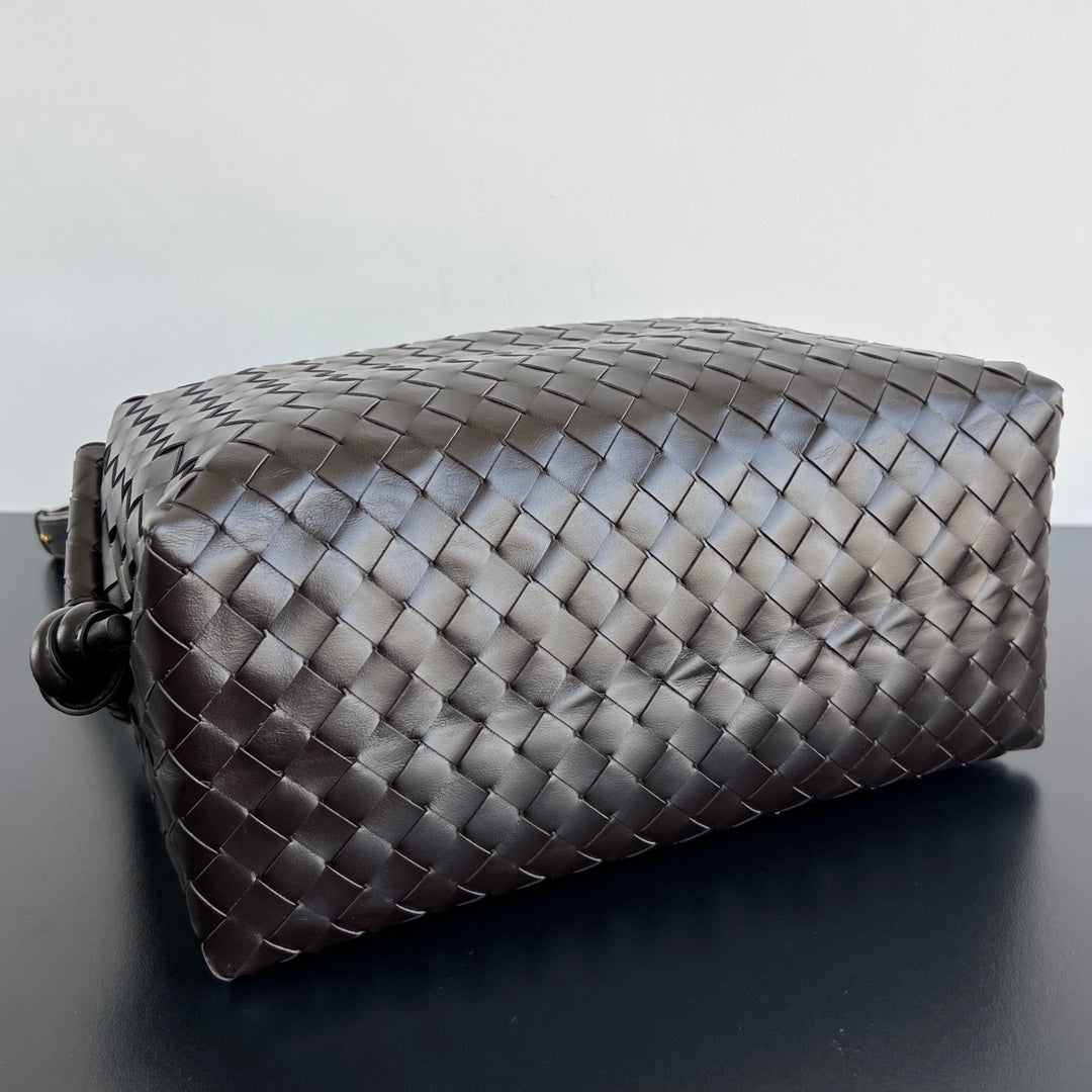 BV Loop Weekender 38cm Chocolate Calfskin