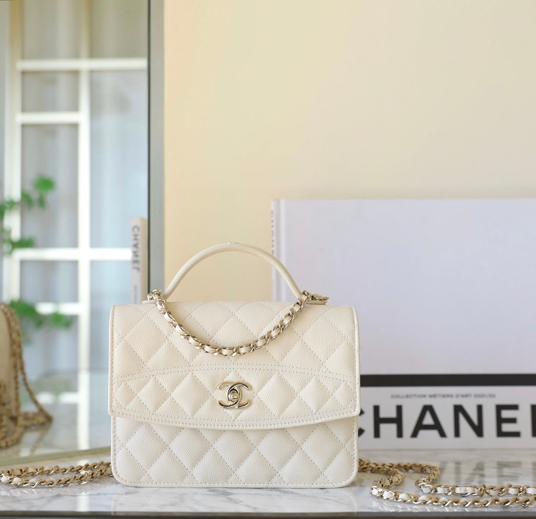 CC 25C Top Handle 18cm Cream Grained Calfskin