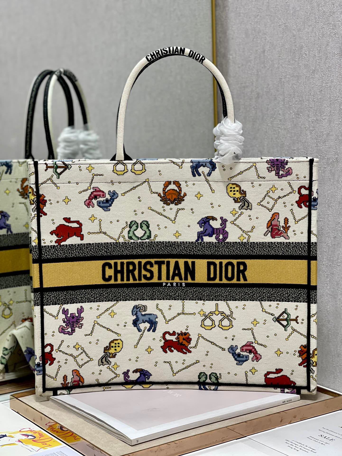 CD Colorful Twelve Constellations Book Tote 42cm Bag Canvas 336606