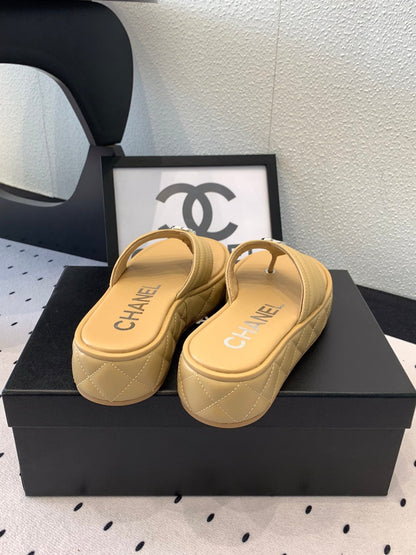 CC Thong Slippers In Dark Beige Lambskin 147050