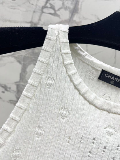 CC White Knitted Fabric Vest