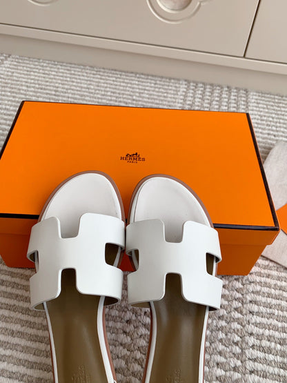 HM 25 Santorini White Etoupe Calfskin