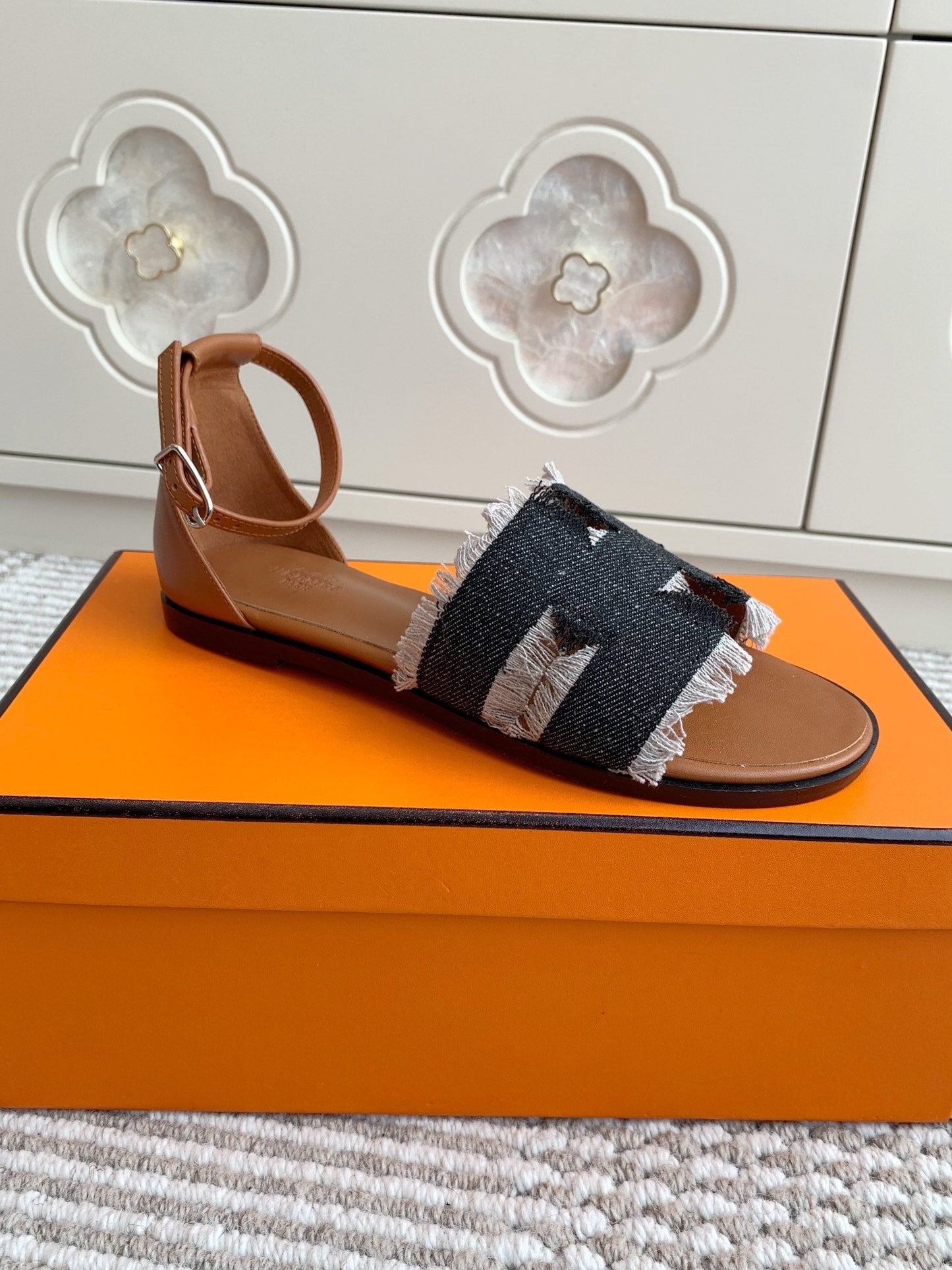 HM 25 Santorini Black Denim Gold Calfskin