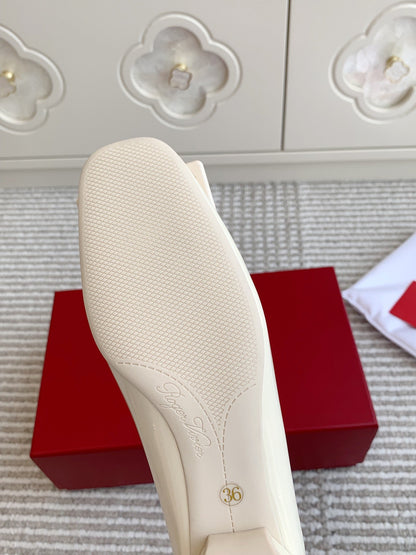 Viv 25 Ballet Flats White Cowhide Leather Sheepskin 255209