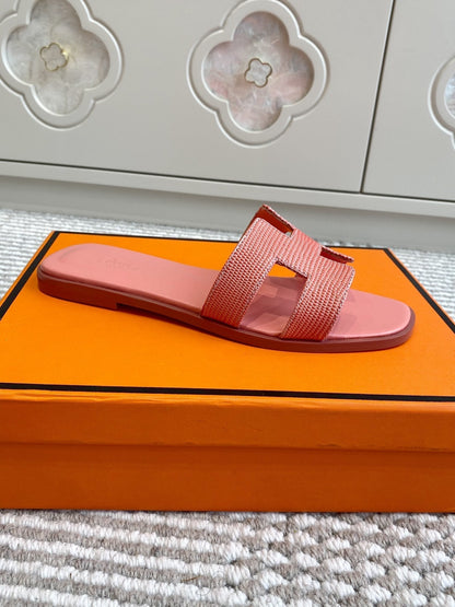 HM Oran Sandal Pink Sheepskin 291400