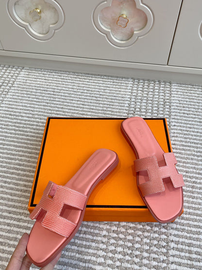 HM Oran Sandal Pink Sheepskin 291400