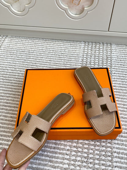 HM Oran Sandal Beige Sheepskin 291401