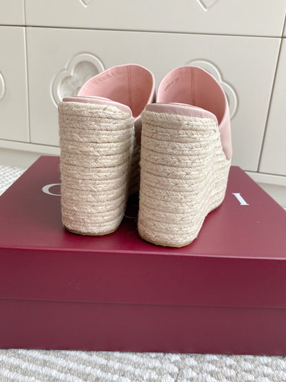 GC 25 Interlocking G Sandal Pink Cord Cowhide 291032