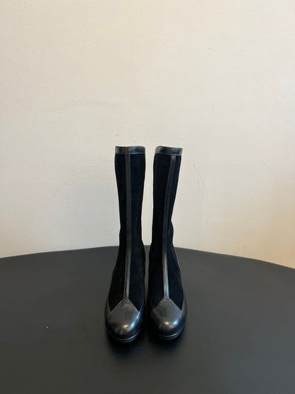 CC 25 Martin Boot Black Suede Sheepskin 408608