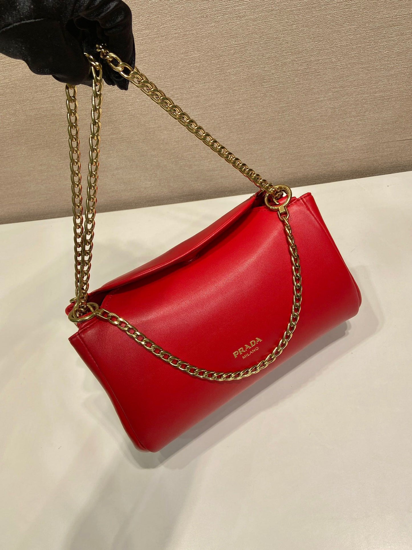 PRA Tumulte bag 24 red leather  280840