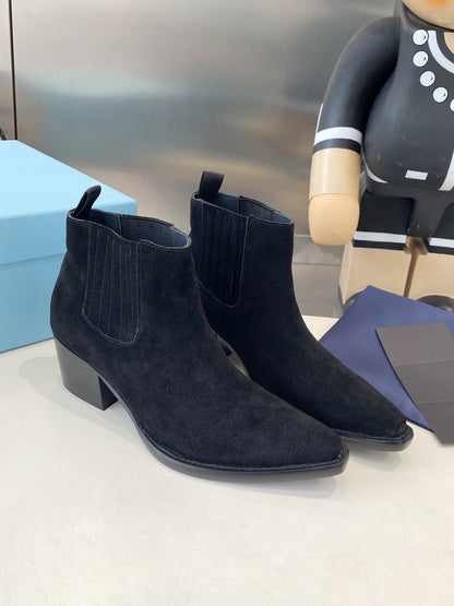 PRA classic pointed-toe boots black suede