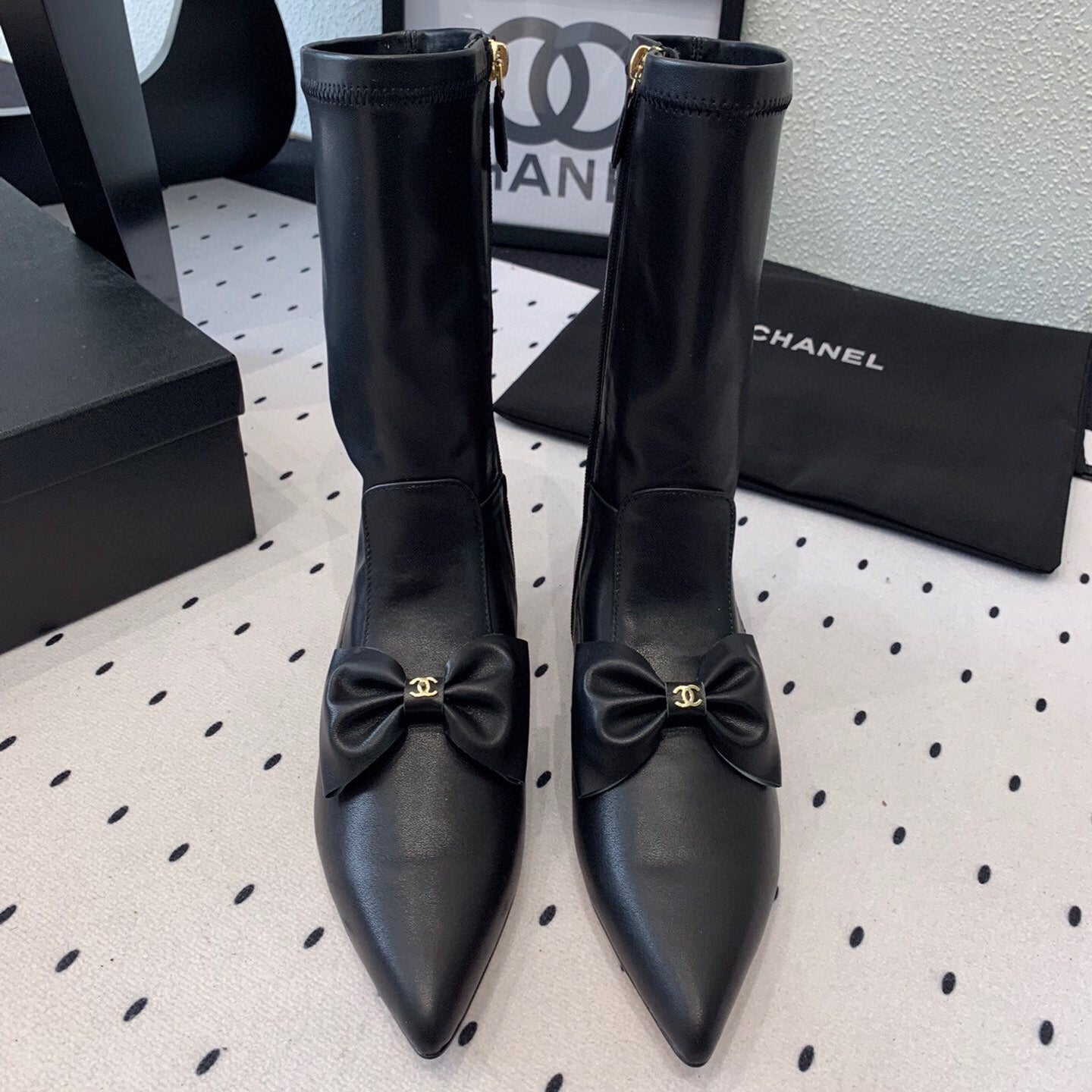 CC 25 Bow-knot Short Boot Black Sheepskin 514063