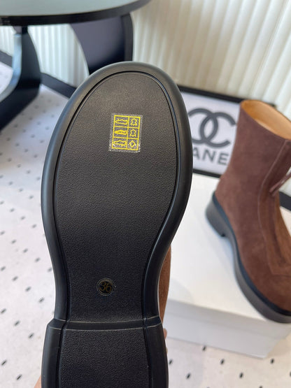 The Row 2025 Zipped Ankle boot Brown Suede 554603
