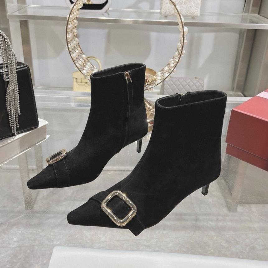 Roger Vivier Boots