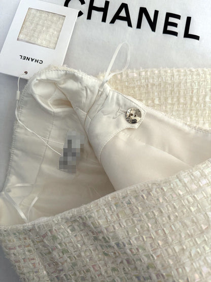Chanel 2026 Short White Tweed