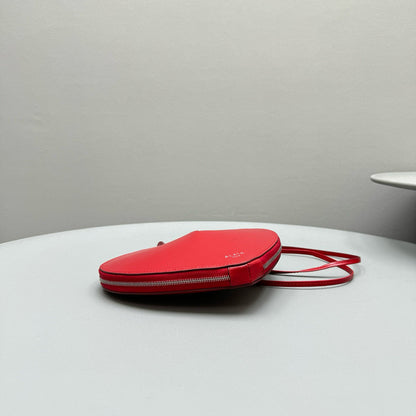 le coeur red calfskin shouder bag