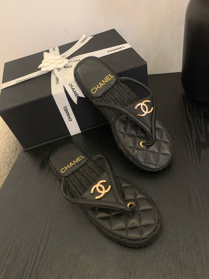 CC Thong Sandal Suede Kidskin Black 288718