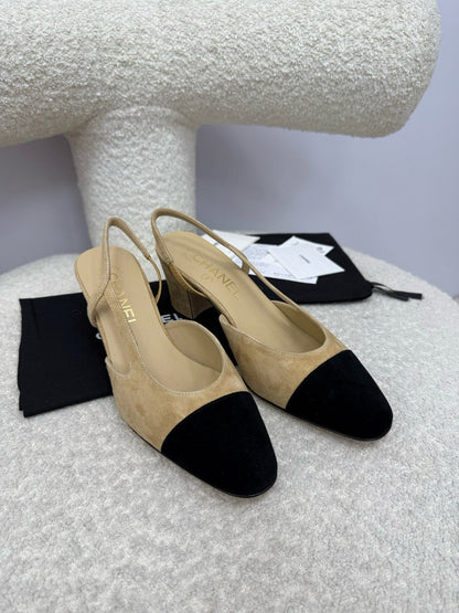 CC 25A Slingback Beige Suede