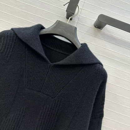 HM 25 Black Cashmere Jacquard Sweater 02657