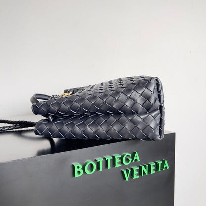 BV MEDIUM ANDIAMO 32CM BLACK LAMBSKIN