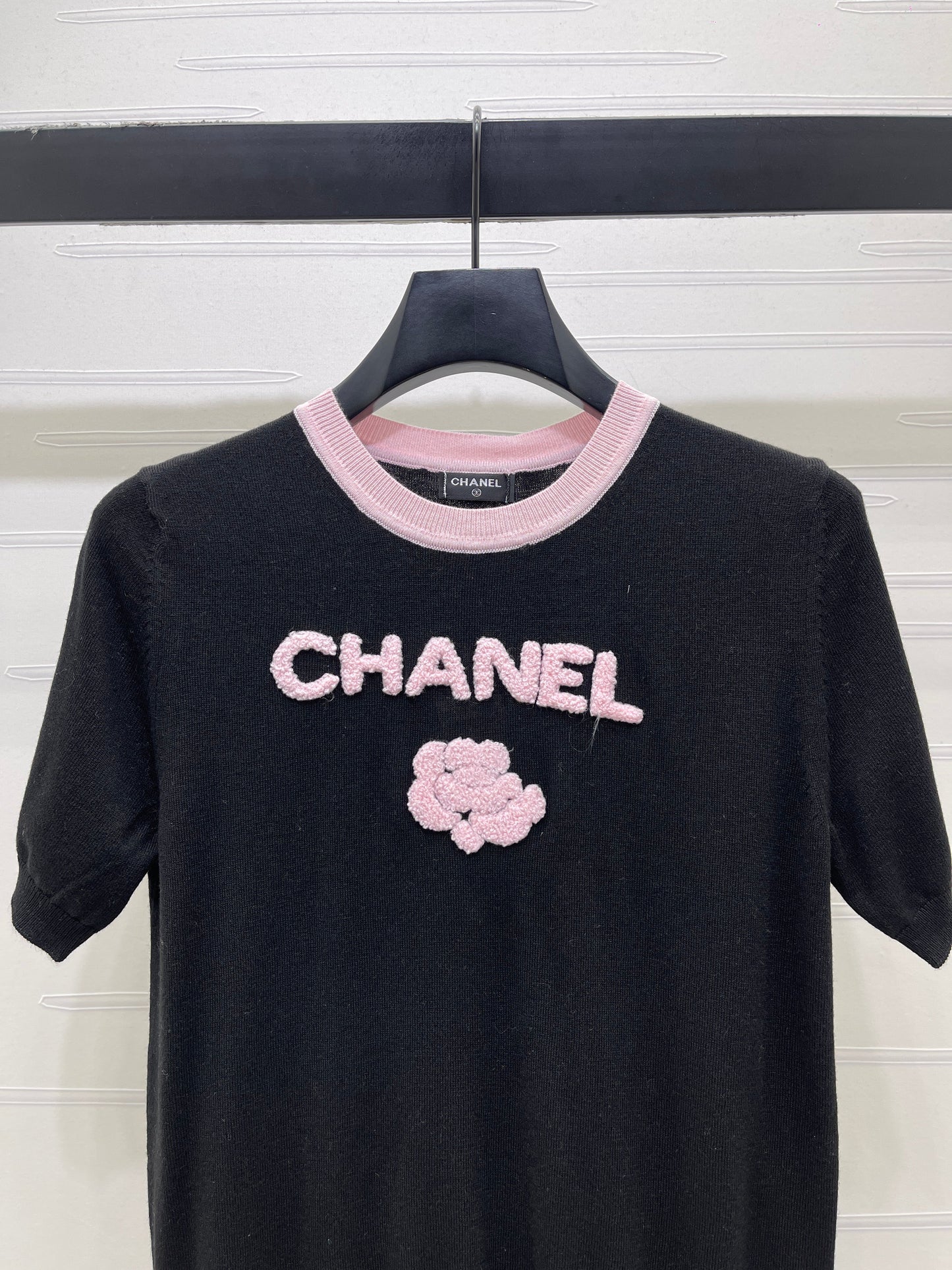 Chanel 2026 Flower T-shirt Black and Pink Tencel