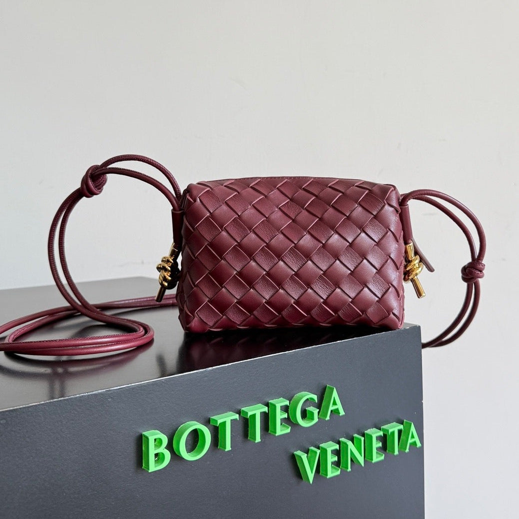 Botega Venata Bags