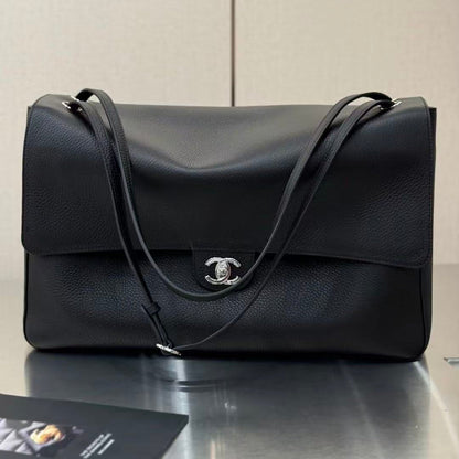 Chanel 2026 Maxi Flap Bag 32cm Calfskin