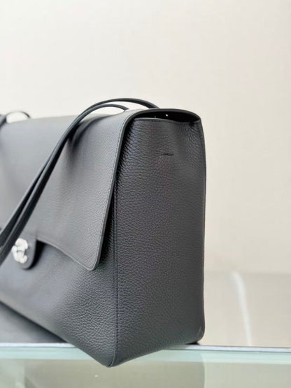 Chanel 2026 Maxi Flap Bag 32cm Calfskin